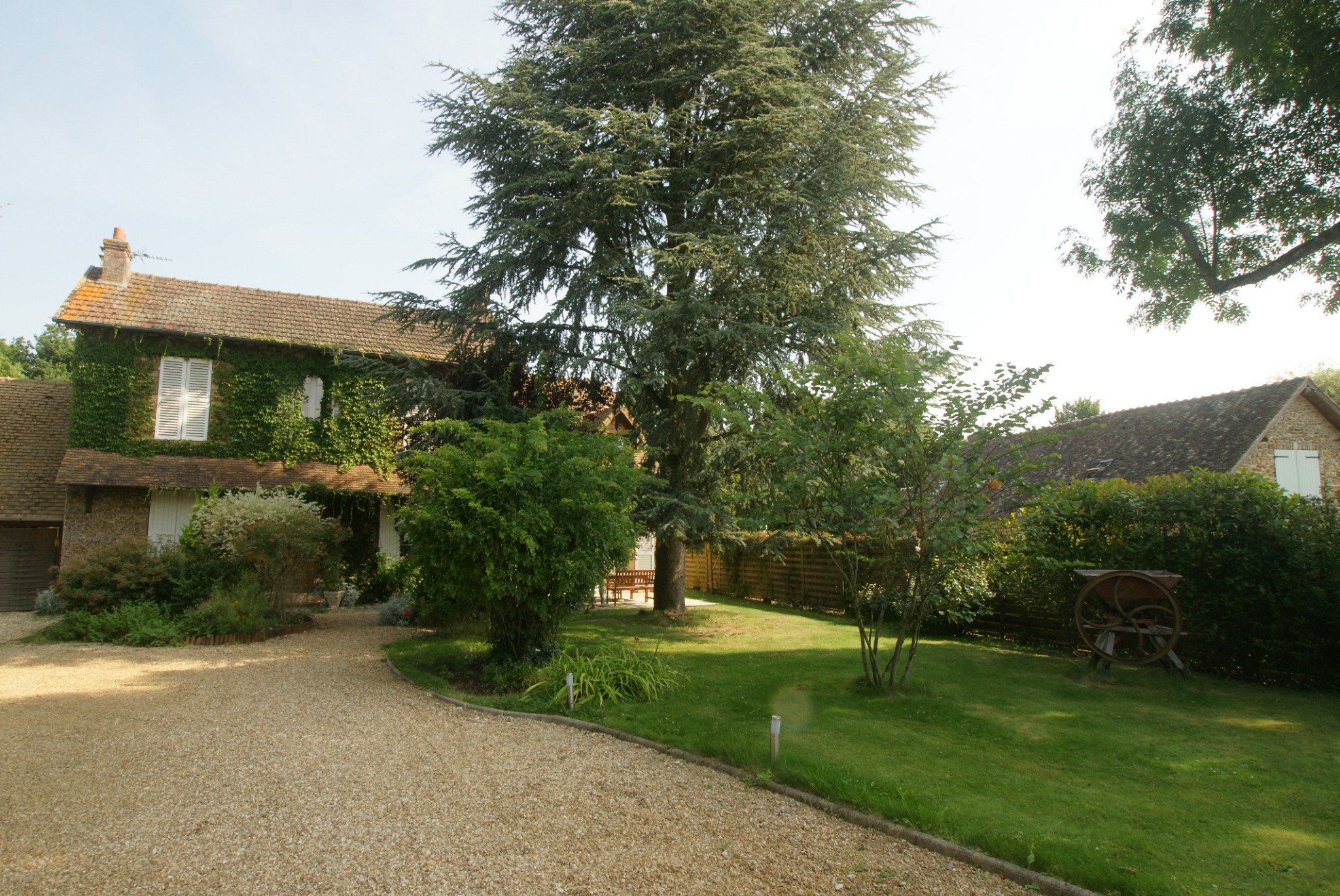 La maison Le Cèdre Bleu à Grosrouvre