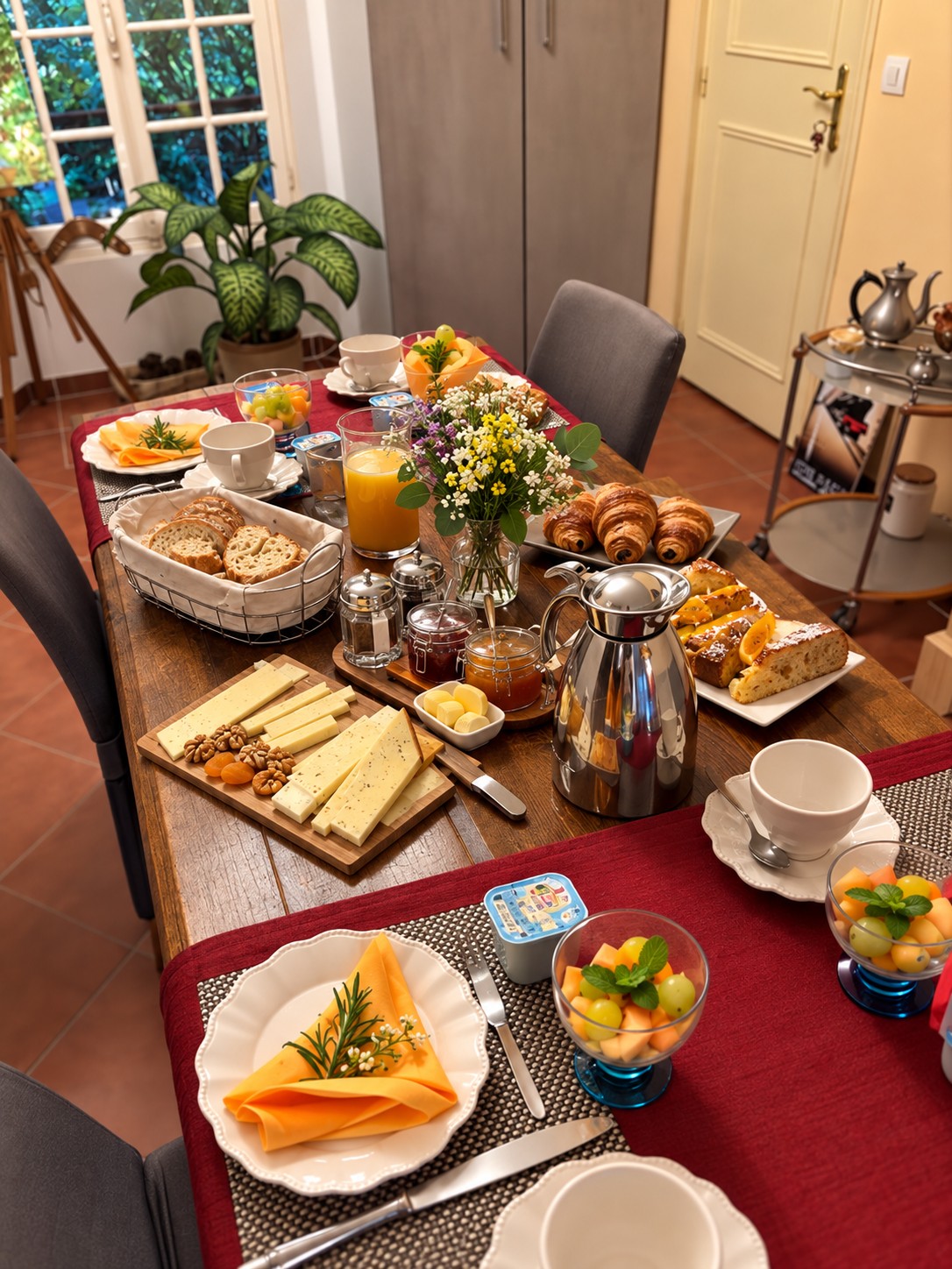 Petit-déjeuner au Cèdre Bleu